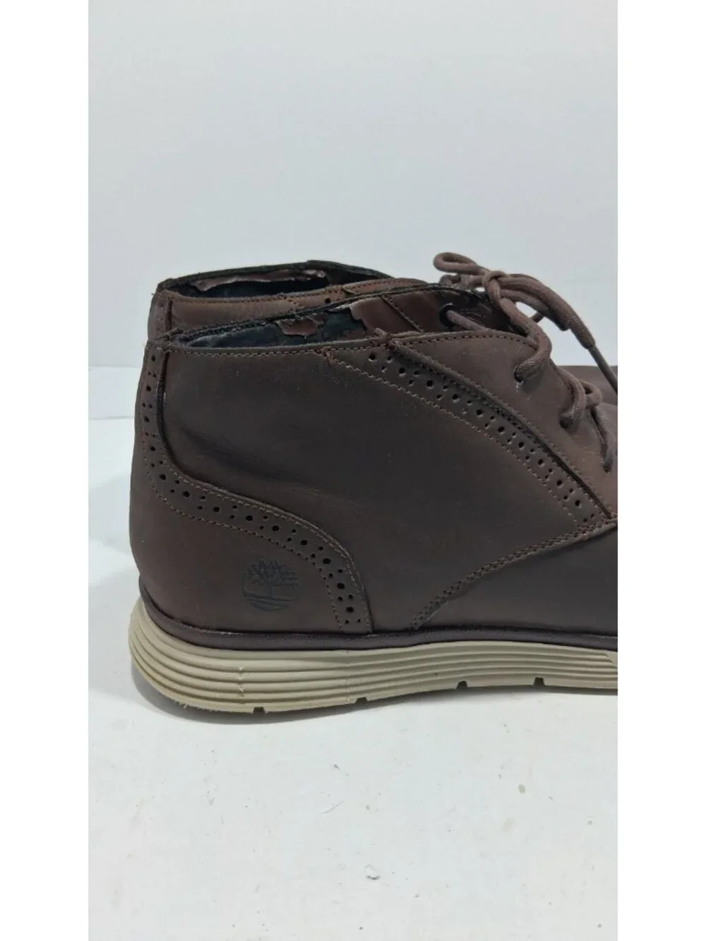 Timberland Chukka Boot; Brown Leathermen  Size US11 Leather Boots A1TO3 Y